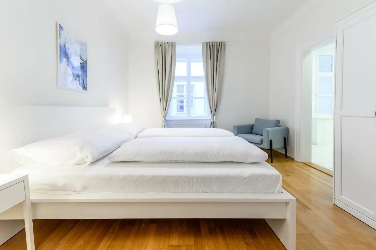 Beautiful Inner City Apartment Vienna 0*,