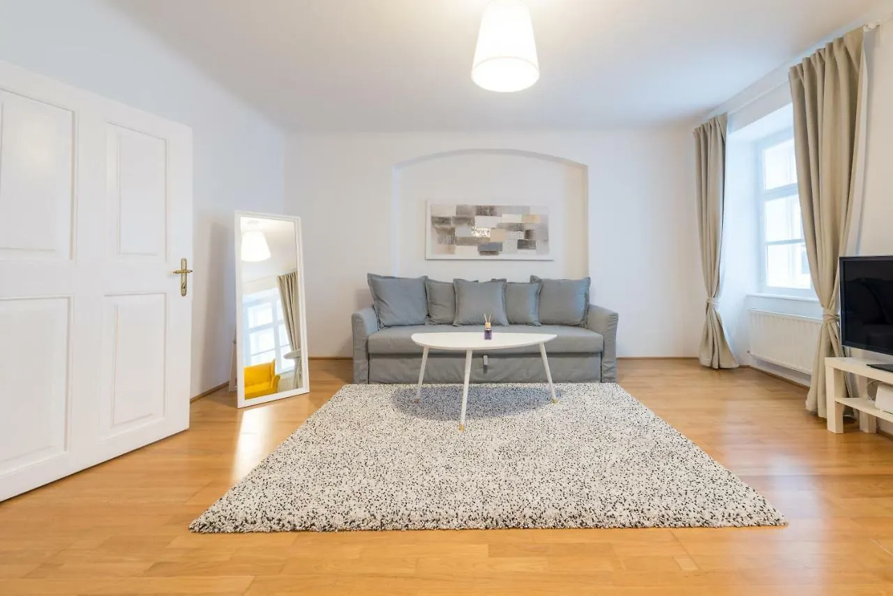 Beautiful Inner City Apartment Wien 0*,